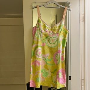 A D&G summer dress with bra straps and tags